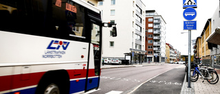 Inför fri kollektivtrafik      