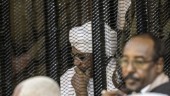al-Bashir inför rätta – riskerar dödsstraff