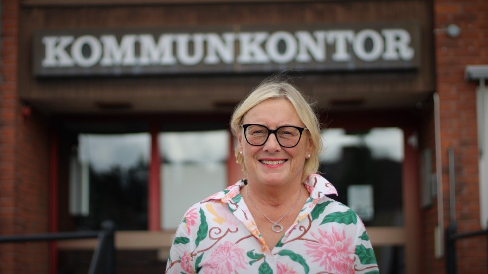 "Det är stora pengar för kommunen. Då måste det bli bra, så att vi inte gör nåt förhastat här", säger Elisabet Hagström (C) om att Ydre nu ska söka dispens från kravet om sortering av bioavfall.