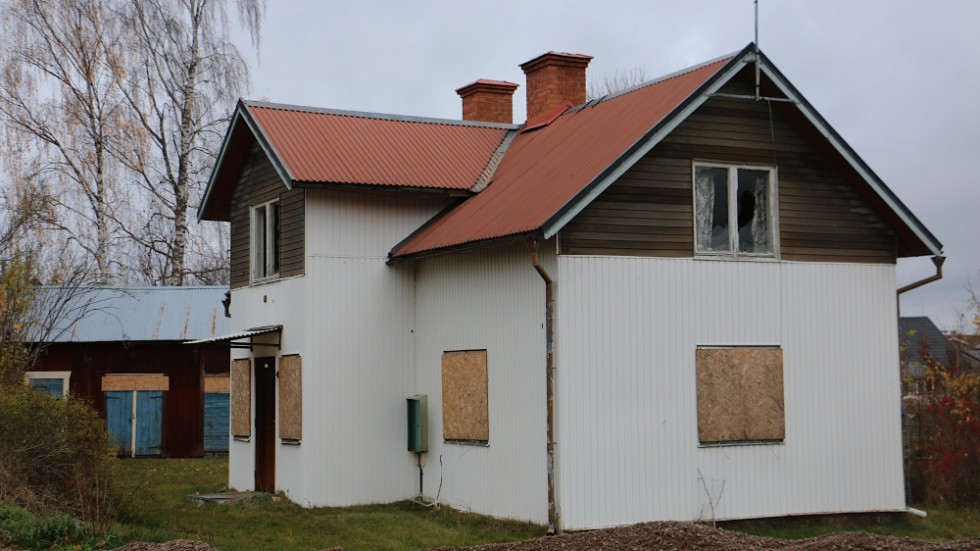 Huset på Gränsgatan kommer att rivas nu i december. Anledningen är att tomten behövs.