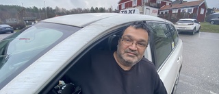 Nyinflyttade Omid, 52, kör taxi i Stjärnhov – första på 20 år: "Får se om det finns intresse" ✓Gammal kollega varnar