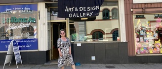 Donia öppnar konstgalleri i stan – tog chansen