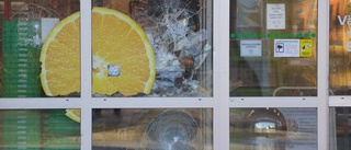 Inbrottsförsök i matbutik – rutan krossad