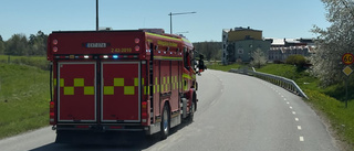 Larm om trafikolycka i Linköping – personbil i dike