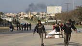 Israel stormar sjukhus i Gaza – gräver upp gravar