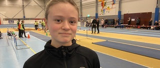 Friidrottsundret Nellie, 14, tog med tre medaljer hem till Motala