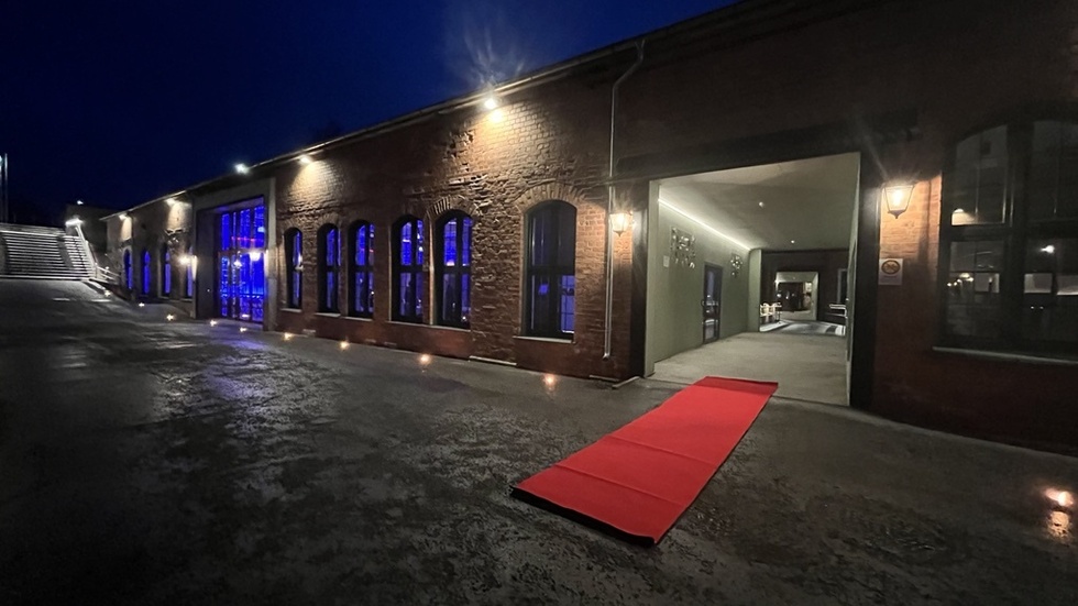 Röda mattan var utrullad när Näringslivscentrum i Åtvidaberg höll gala i Gjuteriet i mars. Lokalen ingår i de gamla industrikvarteren i Åtvidaberg som idag omnämns som Kulturcentrum. 