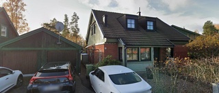 Nya ägare till 70-talshus i Torshälla - 2 550 000 kronor blev priset
