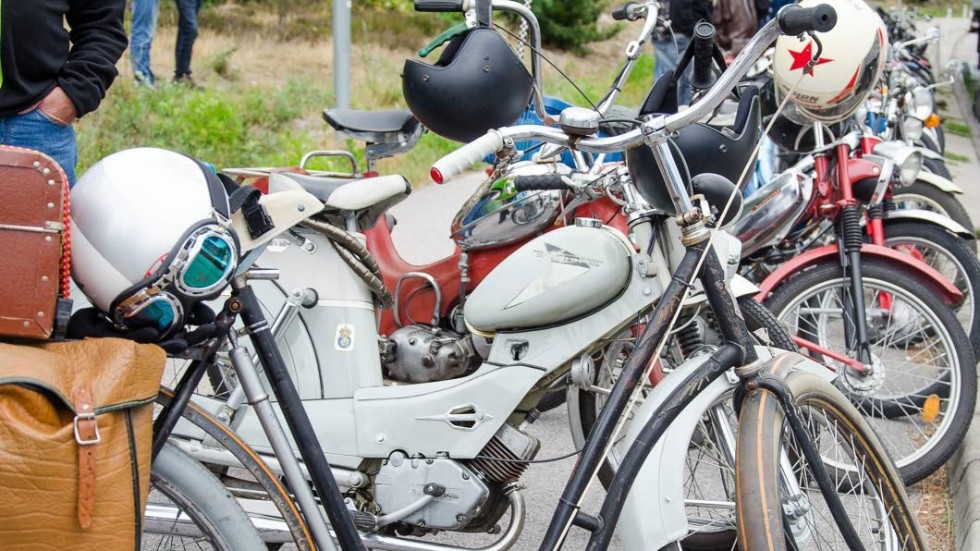 I helgen genomförs ett veteranrally i Bellö. Förra årets samlades 135 moped- och mc-cyklister för att åka.