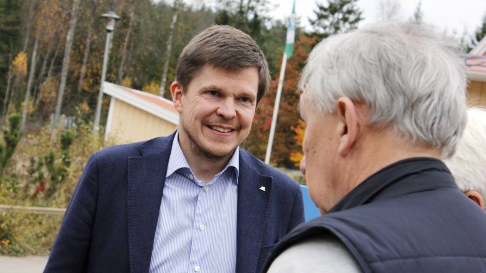 Talman Andreas Norlén har besökt Kinda kommun vid ett flertal tillfällen. Nu uppmanar han kommuner i Sverige att göra sig beredda för ett extra val.