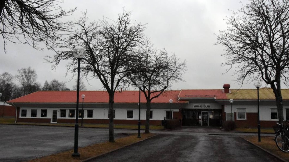 Vimmerby kommun får kritik för brister i hanteringen av en anmälan på Vimarskolan.