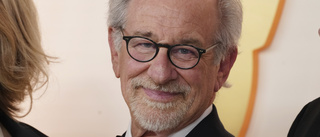 Steven Spielberg ångrar förändringarna i "ET"