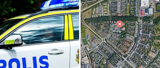 Polisinsats efter rån vid skola