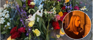 Ljus och blommor på Donners plats efter mordet • Annie Lööf (C) på plats utanför domkyrkan 