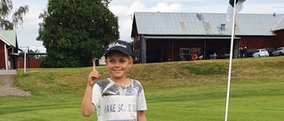 Elvaårige Otto gjorde hole in one på Vårdsberg – på sin andra golfrunda
