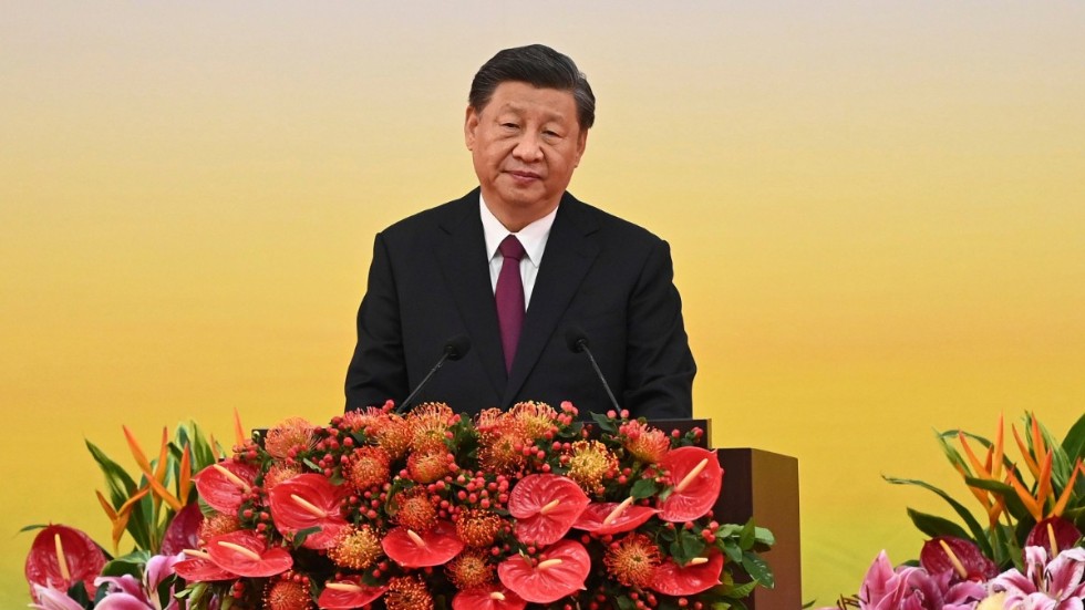 Xi Jinping i Hongkong under fredagen.