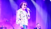 Recension: Så bra var Magnus Ugglas konsert • Skelleftepubliken kokade under ”Kung i baren”