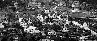 En hundraårig vy över Strängnäs stad