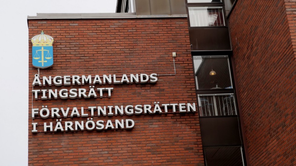 En ung man döms till fängelse i två år och tre månader vid Ångermanlands tingsrätt för att ha fört bort ett barn i sexuellt syfte. Arkivbild.