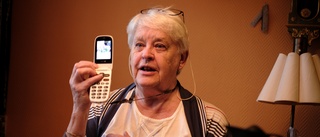 Ragnhild har använt dator sedan 80-talet: "Jag lider med de äldre som står utanför samhället"