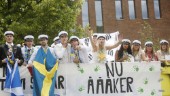 Eskilstunas gator fylls av firande studenter