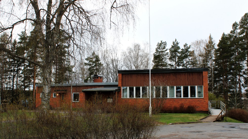Församlingshemmet i Gullringen byggdes 1964 och är sammanlagt 400 kvadratmeter stort.