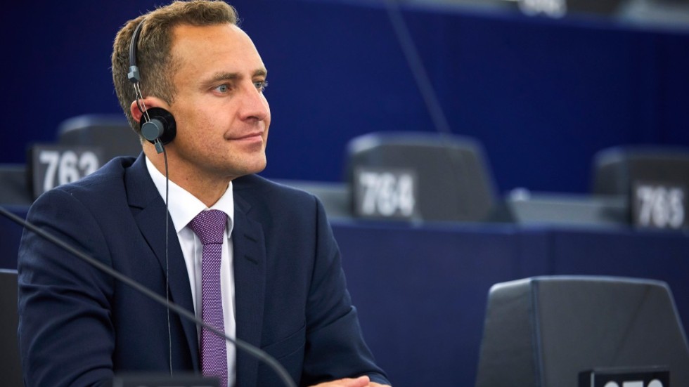 Tomas Tobé (M) sitter kvar som ordförande i EU-parlamentets biståndsutskott (Deve). Arkivfoto.