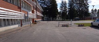 Älvsbyns kommun måste städa upp skolgården i Vidsel