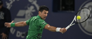 Djokovic tillbaka med seger