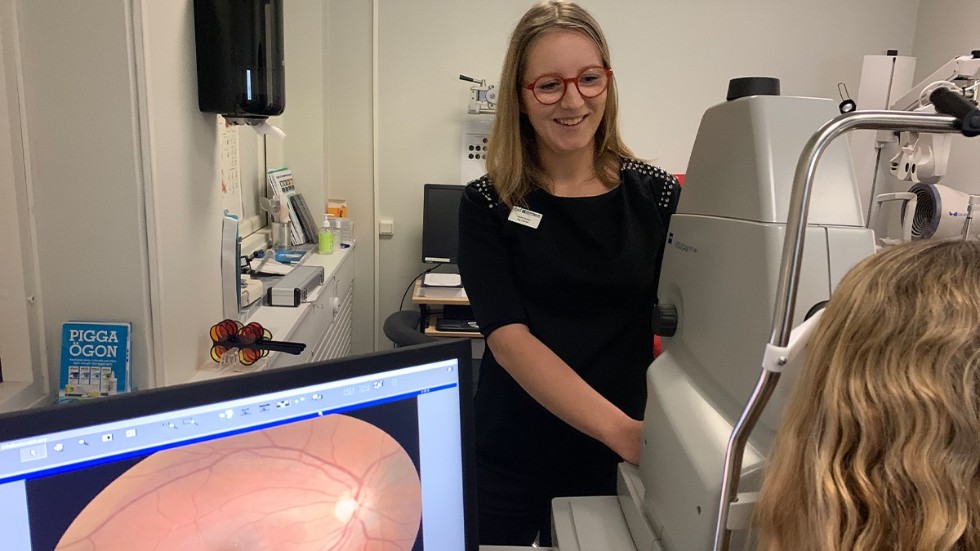   Håll koll på din ögonstatus genom en läkarbedömd ögonhälsoundersökning hos Glasögonspecialisten i Nyköping. 