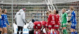 Kaptenen blåslagen – lämnade planen groggy med blodet forsande