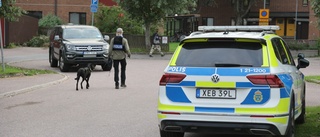 Polisinsats i Gottsunda – sökning med hund