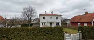 136 kvadratmeter stor villa såldes för 5 550 000 kronor - årets dyraste hittills i Vikingstad