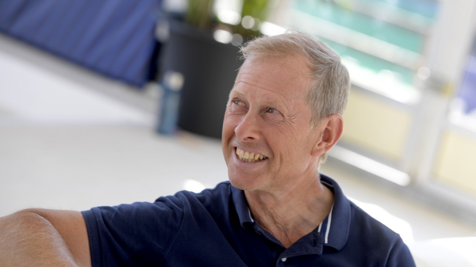 "Jag kör så länge jag känner att jag hänger med i svängarna och i landningarna", säger Rolf-Göran Bengtsson, 61, som satsar mot OS i Paris nästa år. Arkivbild.