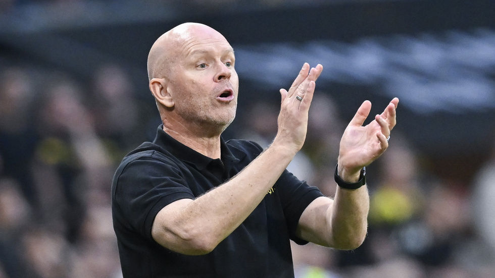 Henning Berg lämnar AIK.