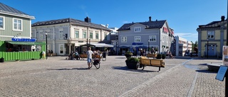 Ni bittertanter får som ni vill – men än får jag köra över torget