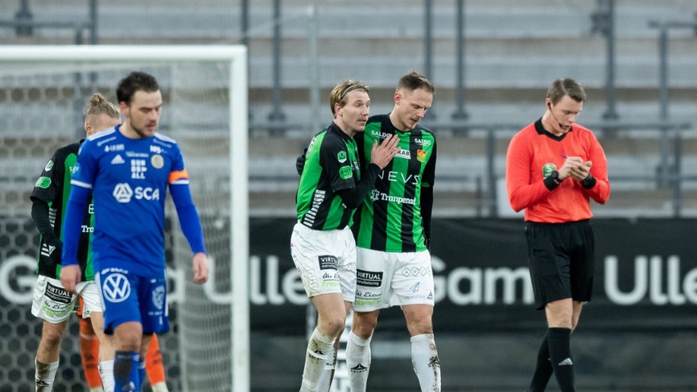 Simon Alexandersson gjorde båda målen för GAIS när laget vann mot GIF Sundsvall med 2-1 i sista omgången av Superettan.