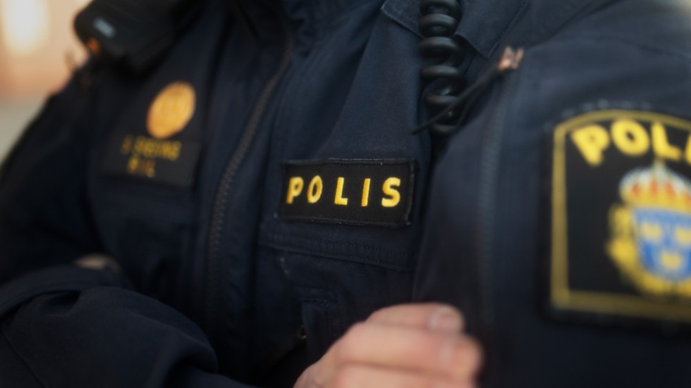 En polispatrull fick syn på en narkotikaöverlåtelse i centrala Hultsfred. 