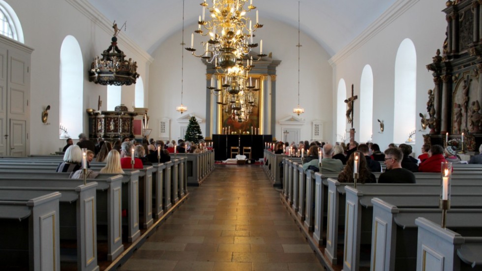 200 personer kom till kyrkan på julaftonen för att se julkrubban, och det var ändå gott om plats för att kunna hålla avstånd. 