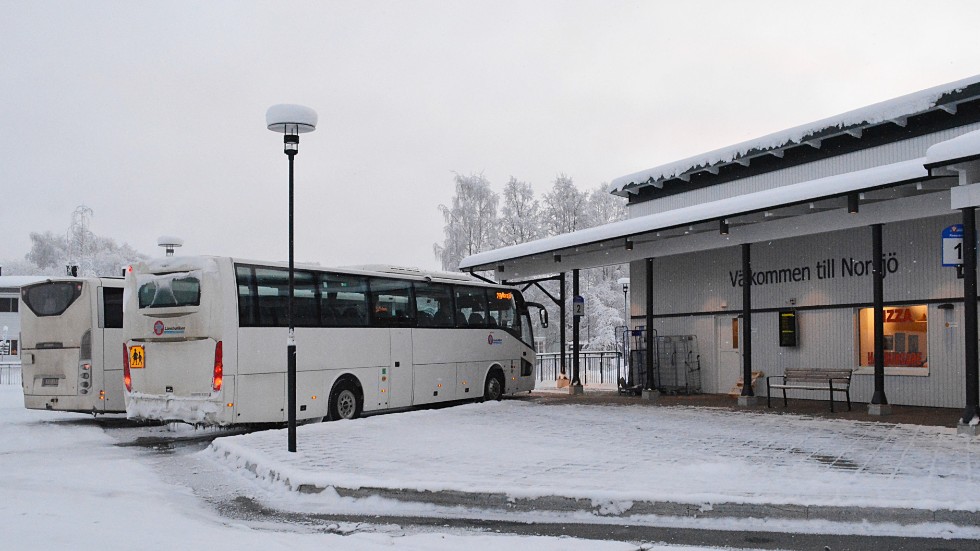 Bussen dök aldrig upp i Norsjö. Skribenten undrar vad Länstrafiken ska göra åt saken och får svar direkt.
