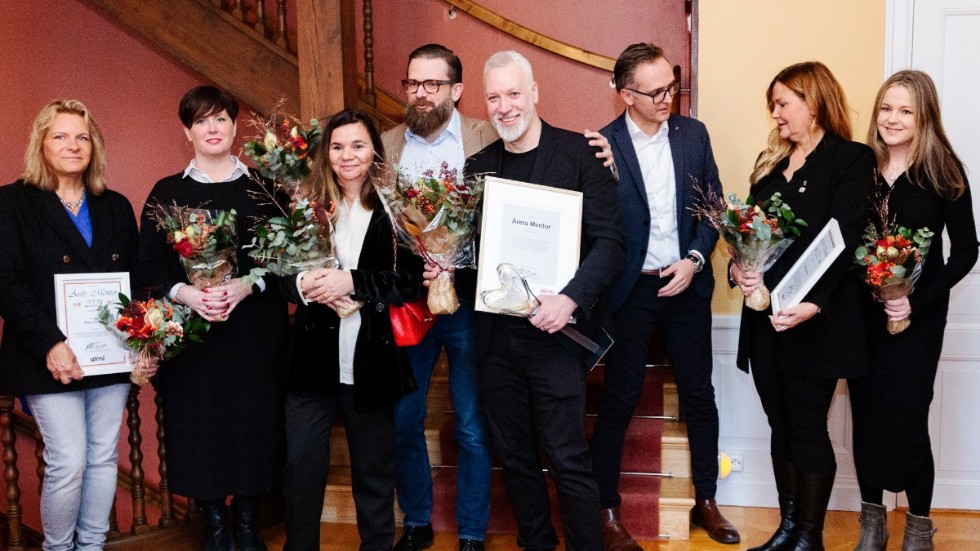 Anton Norberg med sina adepter från Snêk – Fredrik Karlsson Peraldi och Sandrine Peraldi – och övriga nominerade till Årets mentor.