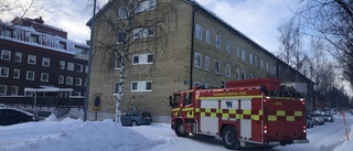 Brand utbröt i lägenhet i centrala Piteå