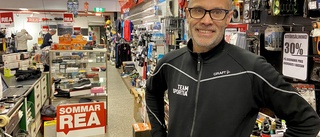 Oxelösunds enda sportaffär bommar igen – efter 33 år: "Det var roligt när bandyn och fotbollen var stor"