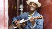 En av de främsta bluesgitarristerna klar för Rasbo kulturvecka