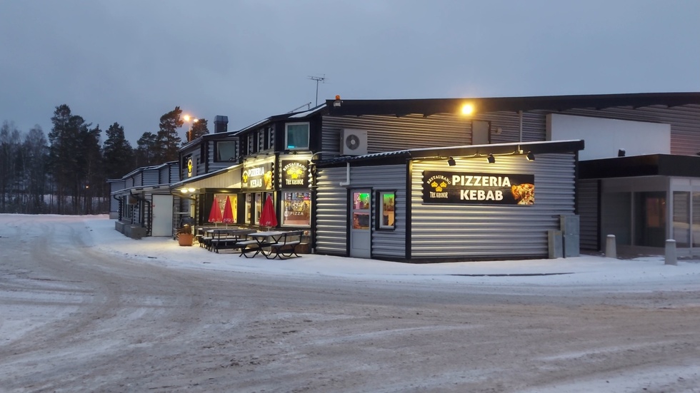 Restaurang Tre Kronor i Hultsfred är nu till salu. Vägavstängningen av Nytorpsvägen ligger bakom beslutet.