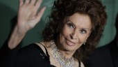 Sophia Loren opererad efter fallolycka