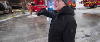Brandmannen försökte rädda egna brandbilarna – förgäves: ”Hemskt”