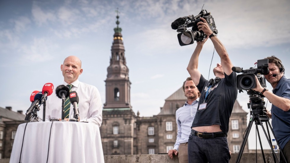 De Konservatives partiledare Søren Pape Poulsen meddelade på en pressträff på måndagen att han ser sig som en kandidat till statsministerposten i Danmark.