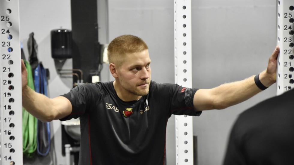 "Jag har inga problem längre, och känner mig stark", säger den under förra säsongen skadedrabbade centern Juhani Tyrväinen.