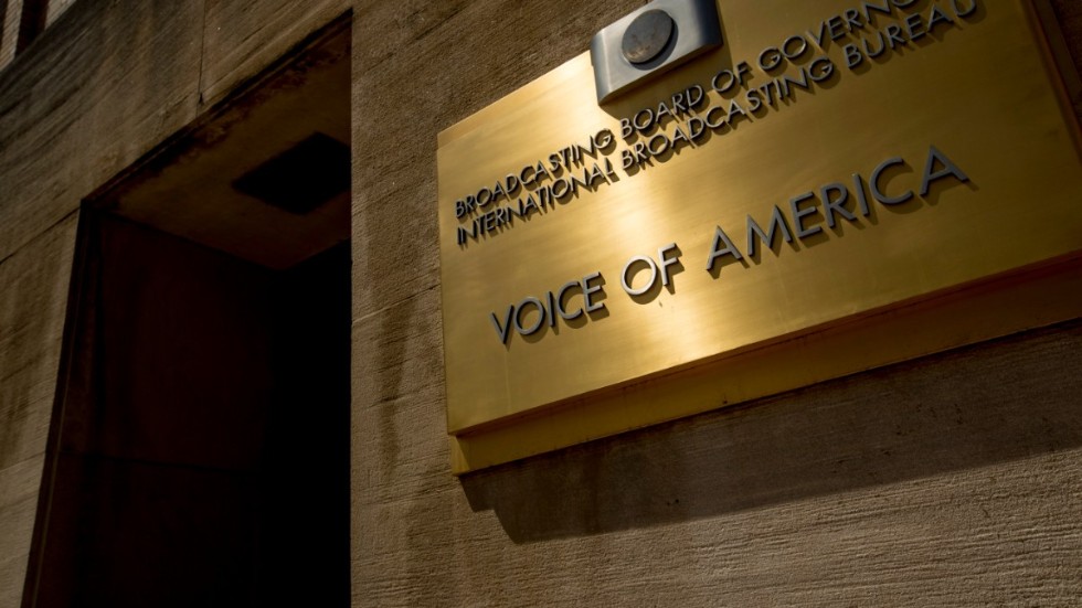 Amerikanska nyhetskanalen Voice of America får inte längre sändas i Turkiet. Arkivbild, redaktionsbyggnaden i Washington, USA.